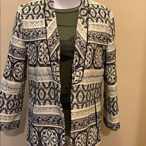 Zara basics embroidered style blazer - Picture 1 of 5